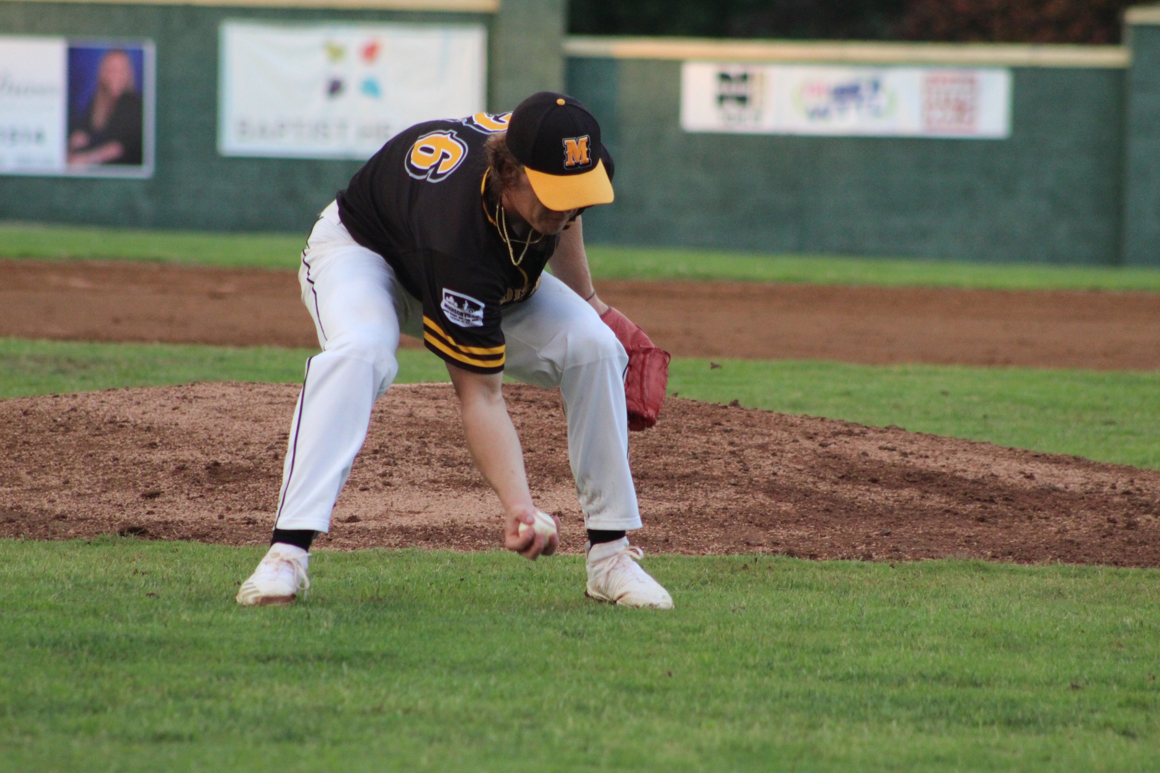 Late Score Costs Paducah Chiefs Against Madisonville Miners